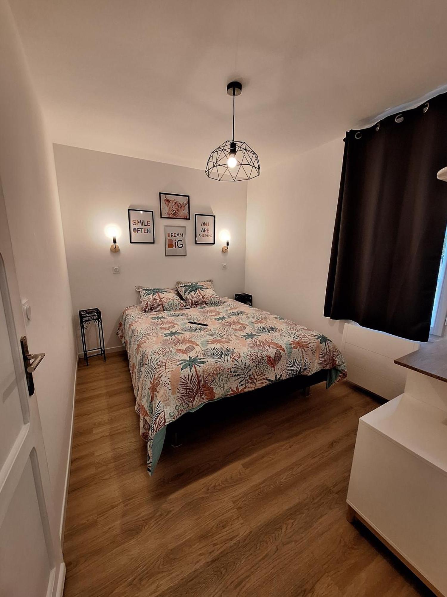 La Pinede Du Cheou, Piscine, Logement Independant, Parking, Draps, Wifi Fibre Mimizan Bagian luar foto